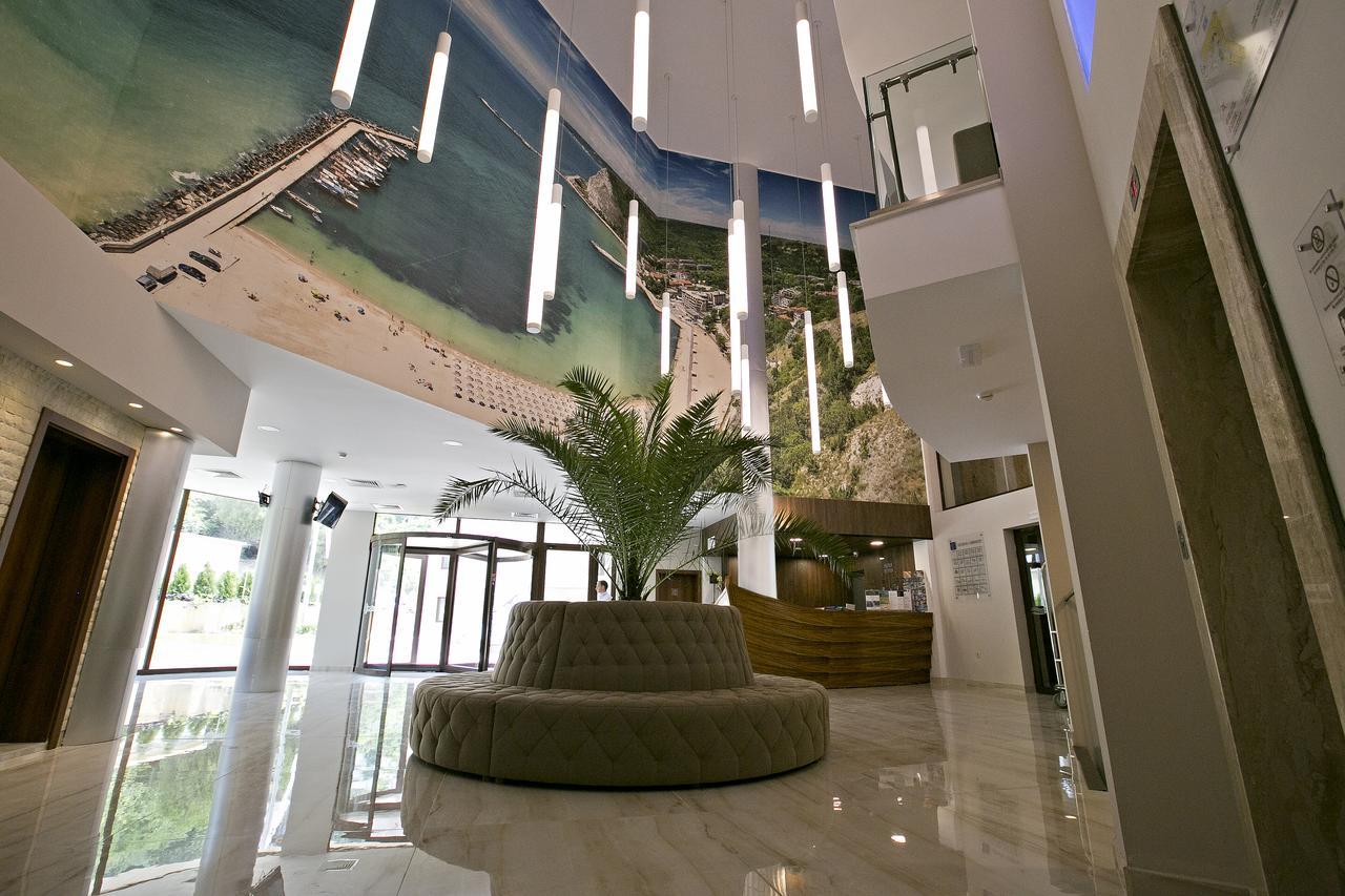 Royal Grand Hotel And Spa Kavarna Exterior foto